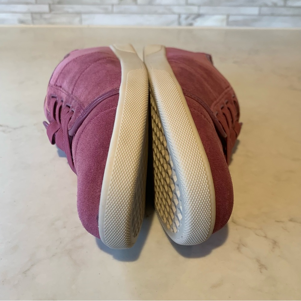 Vionic Lavender Rose Suede Sneakers size 9.5 - Picture 8 of 15